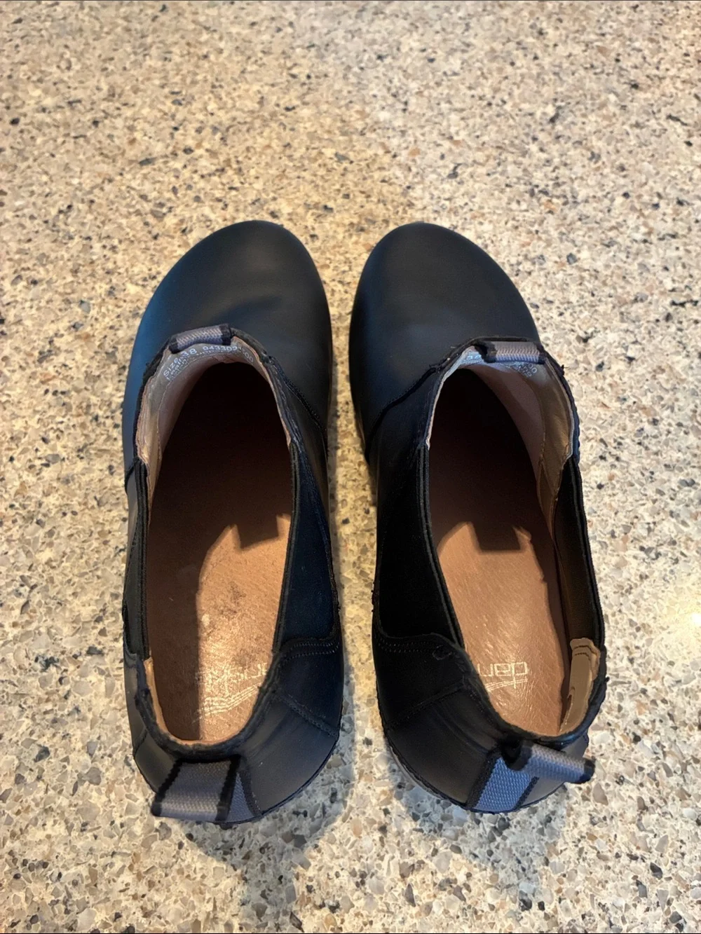 Women’s 38 Dansko Becka Boots in black oiled leather - Picture 9 of 11